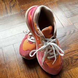 New Balance 57/40 size 9